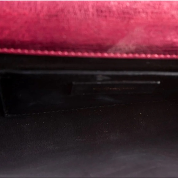 Metallic pink leather SAINT LAURENT Monogram Kate clutch with gold-tone hardware - Picture 4 of 5